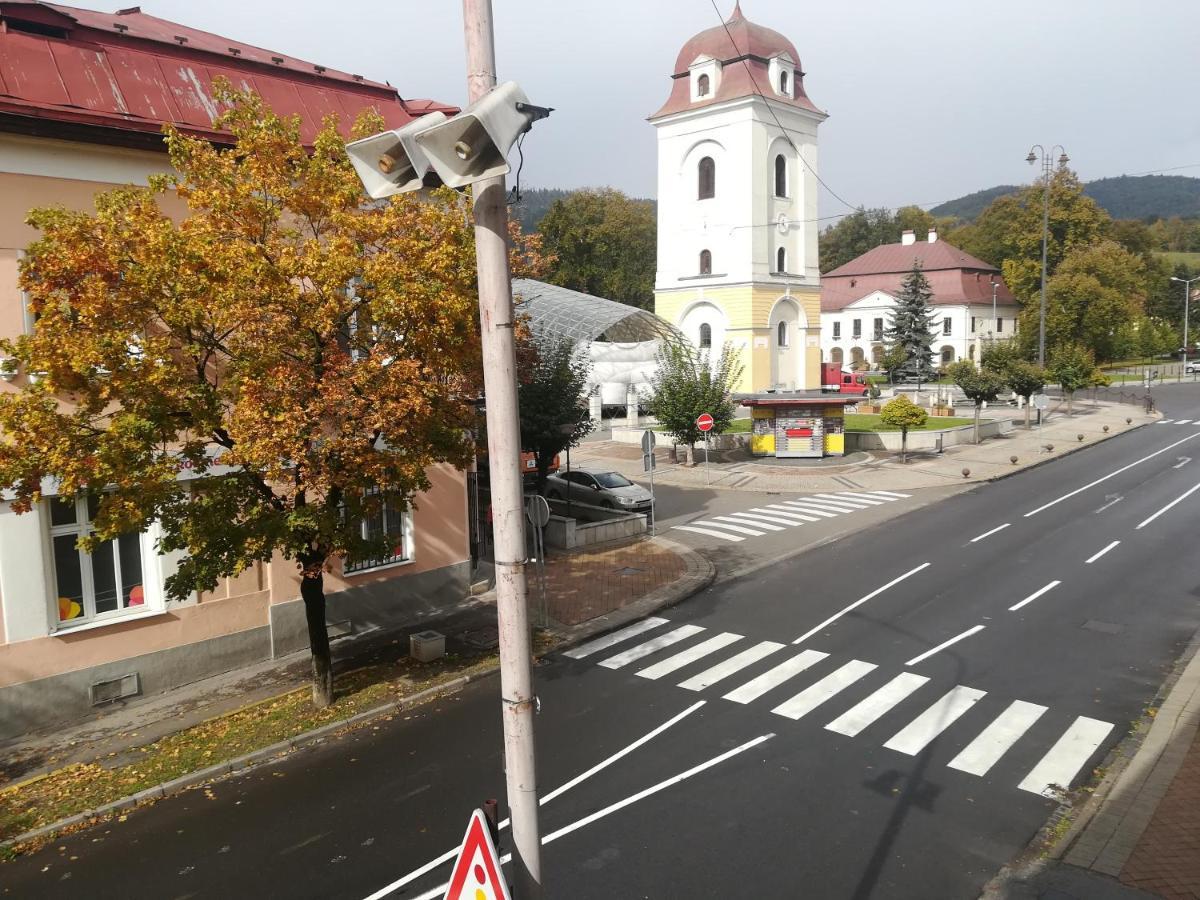 Penzion Marina Pri Slovenskej Restauracii Brezno Exterior foto