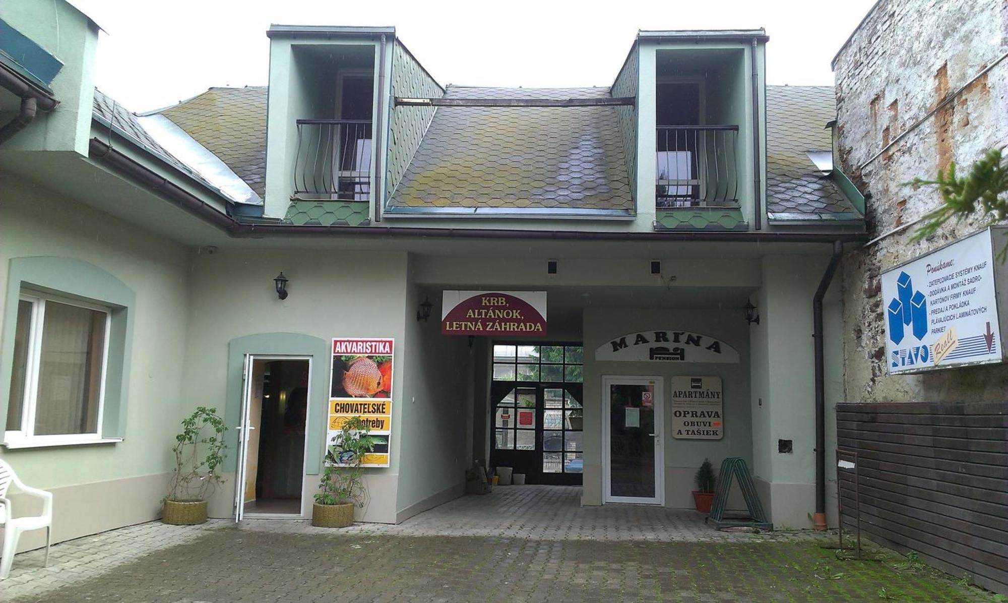 Penzion Marina Pri Slovenskej Restauracii Brezno Exterior foto