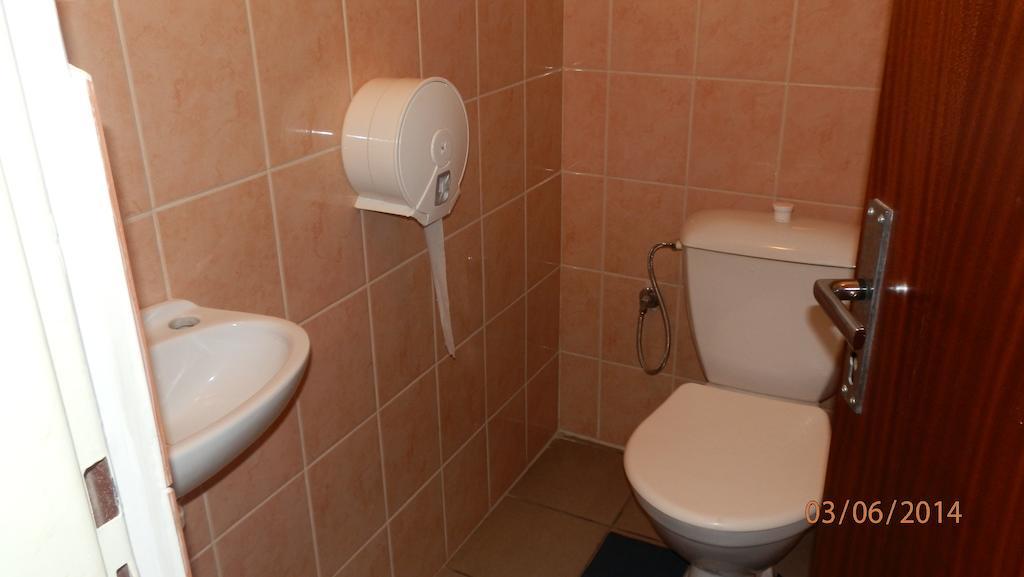 Penzion Marina Pri Slovenskej Restauracii Brezno Zimmer foto