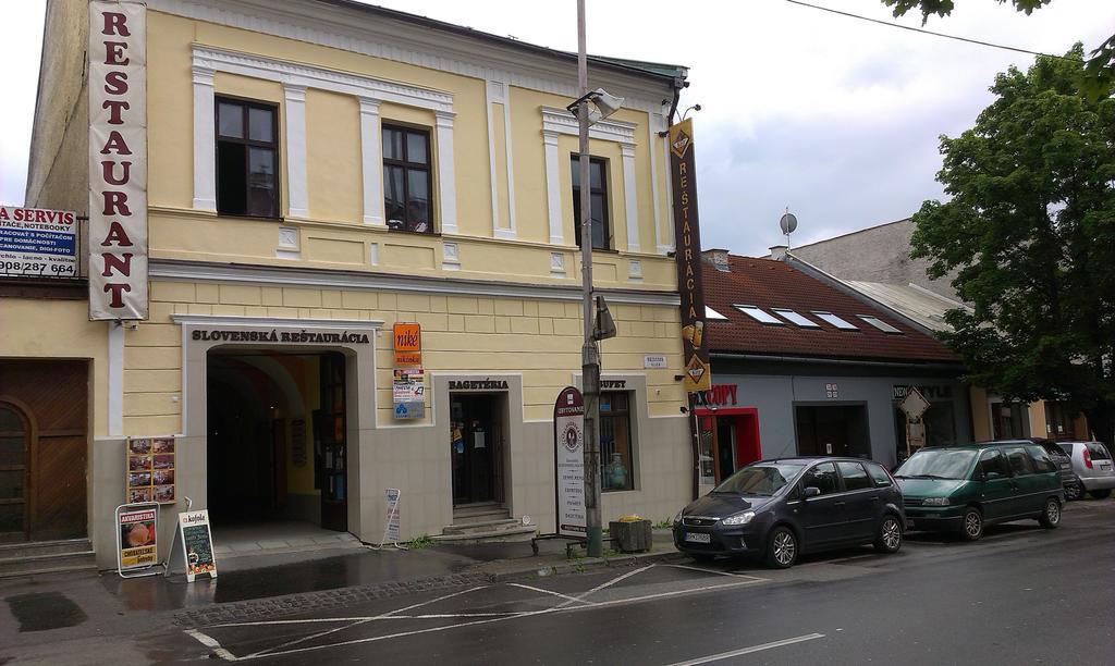 Penzion Marina Pri Slovenskej Restauracii Brezno Zimmer foto