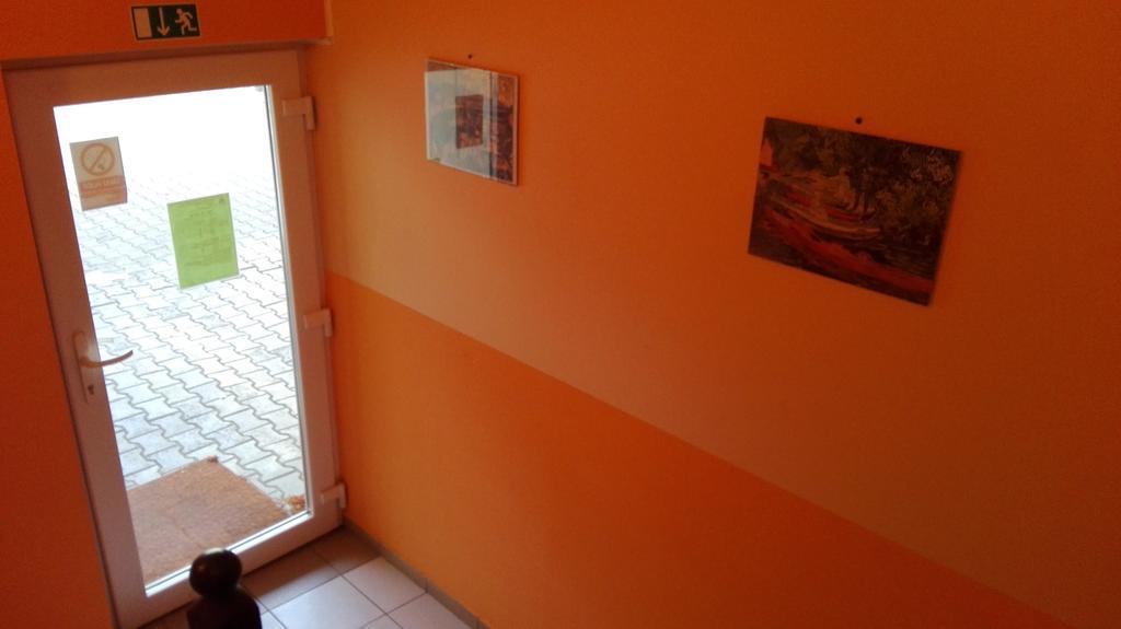 Penzion Marina Pri Slovenskej Restauracii Brezno Exterior foto